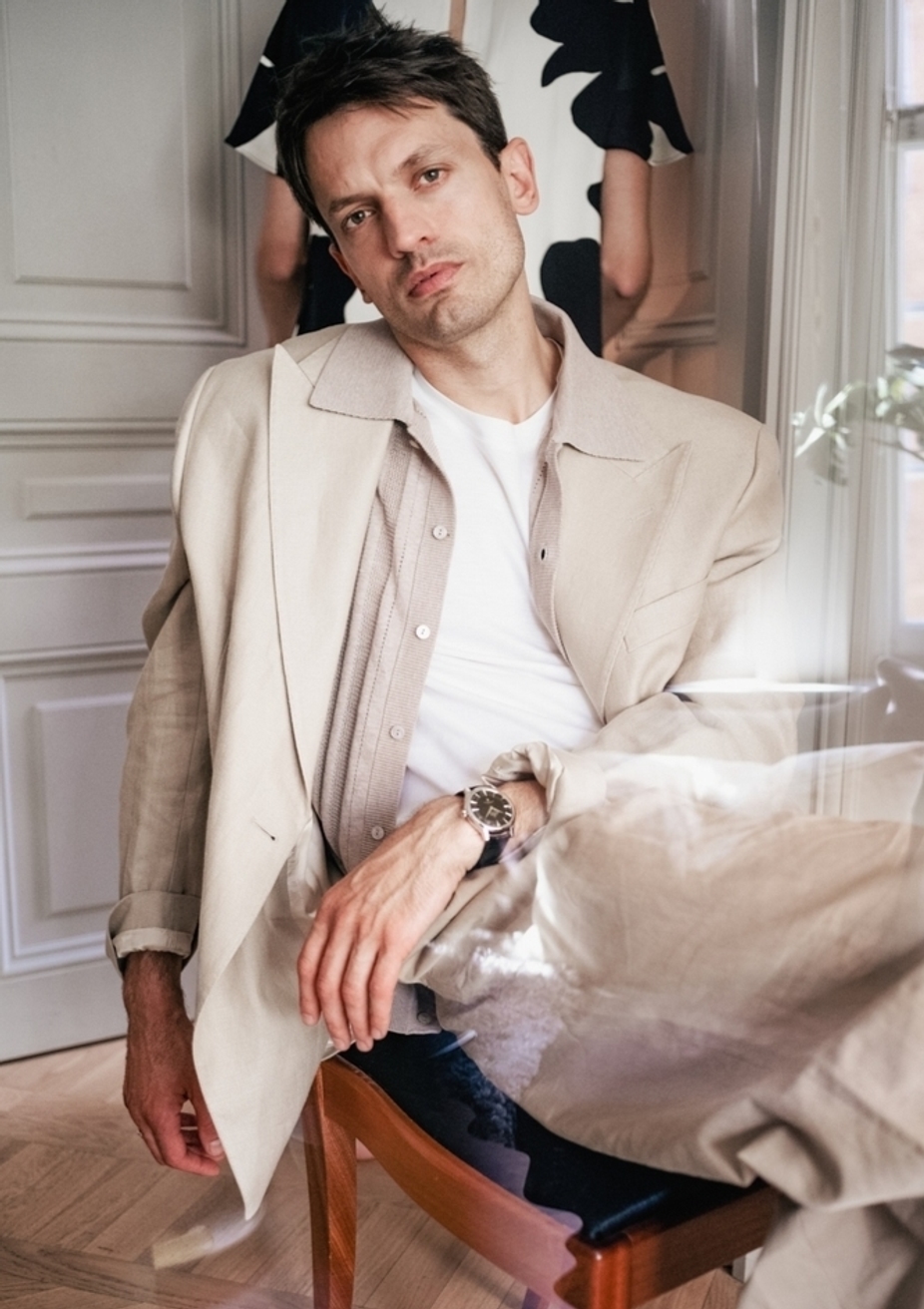 Model Image