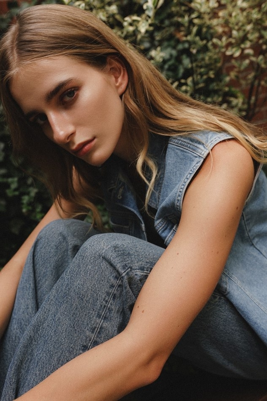 Model Image